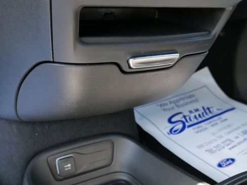 New 2026 Chrysler Pacifica Select FWD image 37