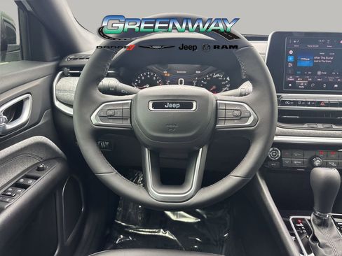 New 2026 Jeep Compass Latitude image 8