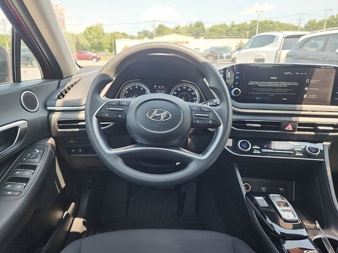 Certified 2023 Hyundai Sonata SEL FWD image 10