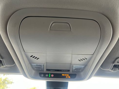 Used 2024 Chevrolet Equinox LT FWD image 7