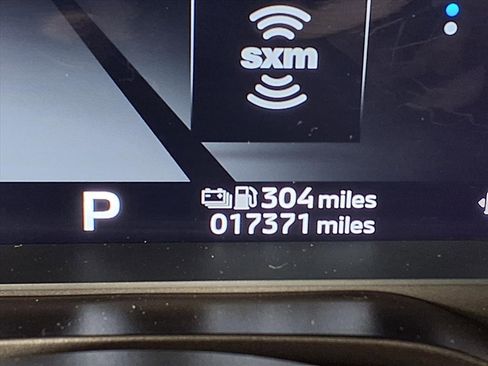 Used 2024 Mitsubishi Outlander SE image 32