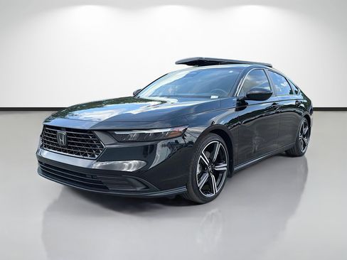 Used 2024 Honda Accord Sport image 7
