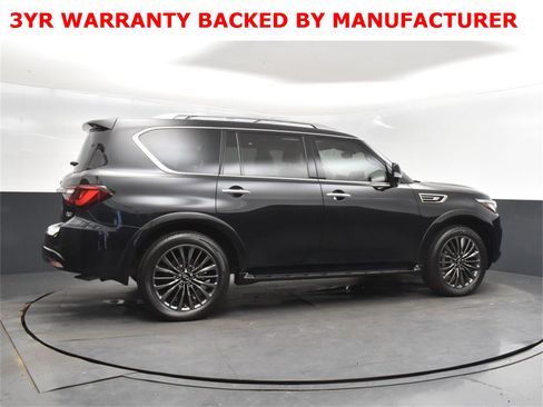 Certified 2023 INFINITI QX80 Premium Select w/ Cargo Package image 8