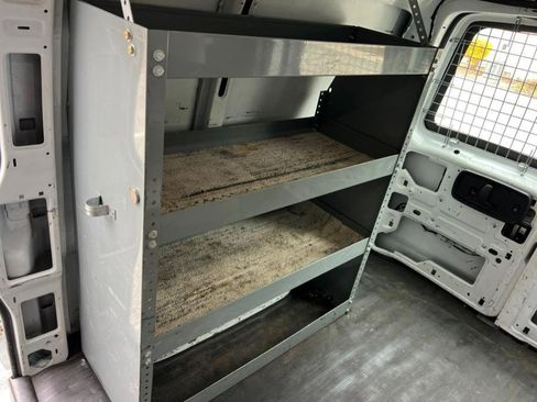 Used 2018 Chevrolet Express 2500 image 28