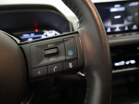 Certified 2023 Nissan Rogue SV w/ SV Premium Package image 19