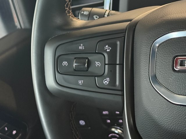 Used 2025 GMC Sierra 2500 AT4 w/ AT4 Premium Plus Package AWD/4WD image 10