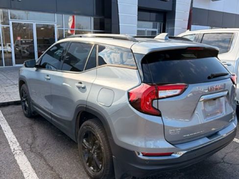 Used 2023 GMC Terrain AT4 w/ Infotainment Package II image 4