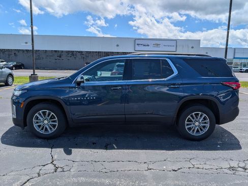 Used 2023 Chevrolet Traverse LT AWD/4WD image 11