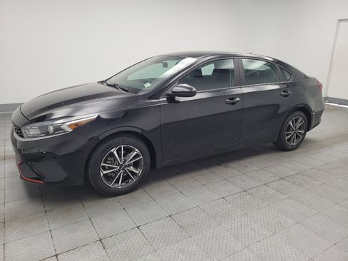 Used 2023 Kia Forte LXS FWD image 2