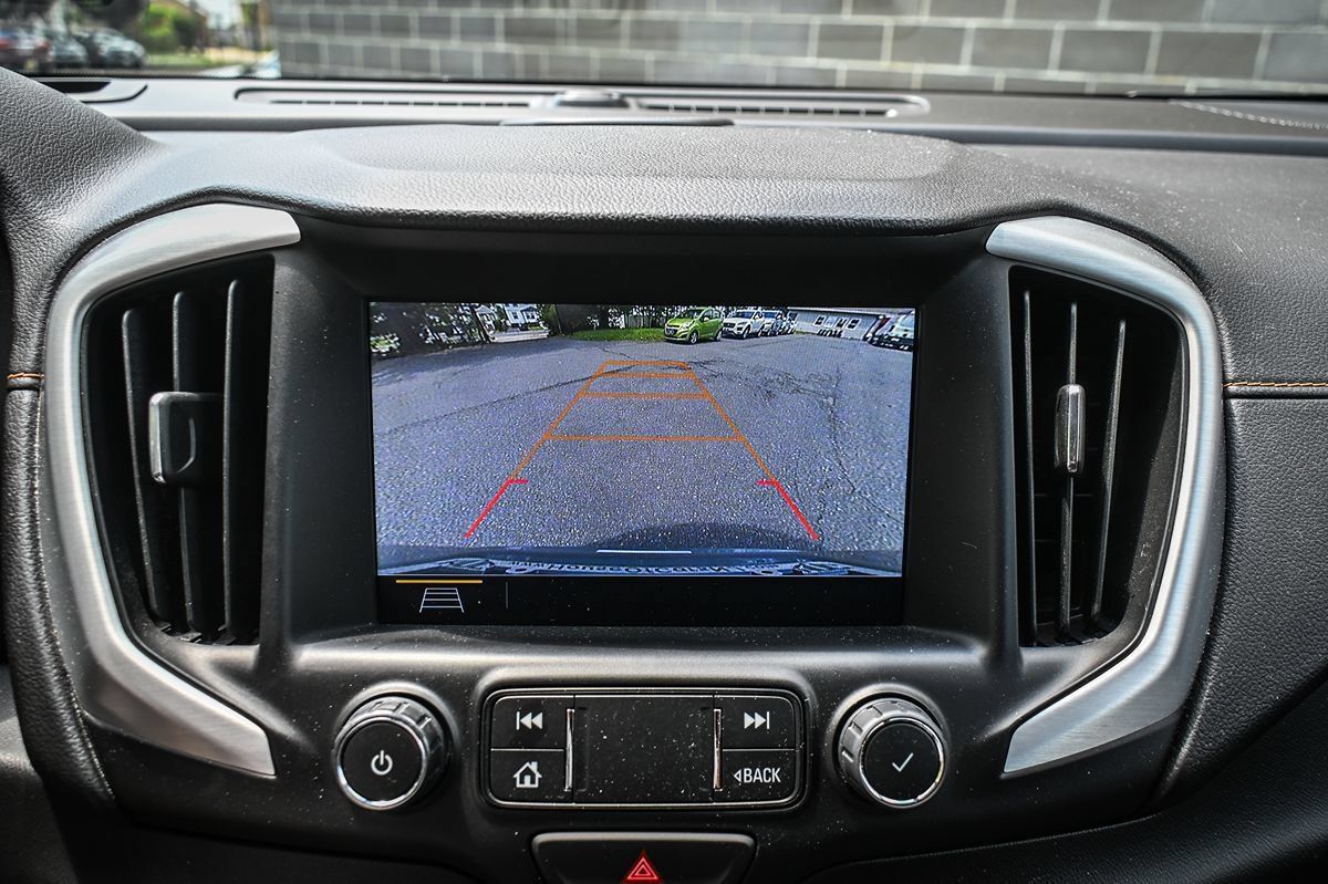 Used 2020 GMC Terrain SLT w/ Preferred Package AWD/4WD image 10