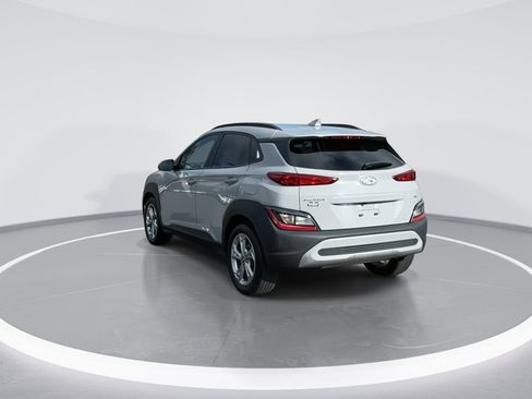 Certified 2023 Hyundai Kona SEL w/ Convenience Package image 5