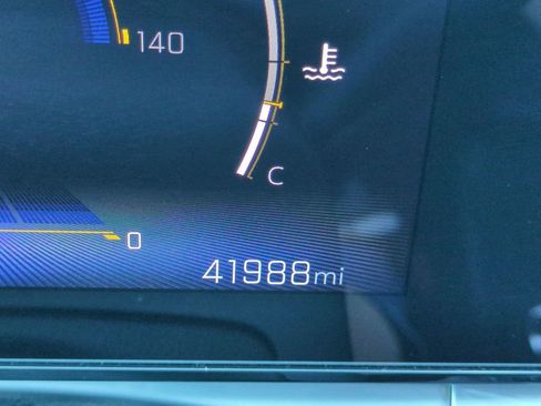 Used 2025 Chevrolet Trax LT FWD image 28