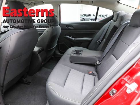 Used 2023 Nissan Altima 2.5 SV w/ SV Premium Package image 21