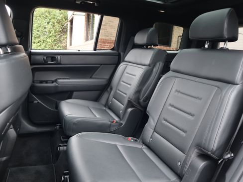 Used 2024 Hyundai Santa Fe Calligraphy image 32