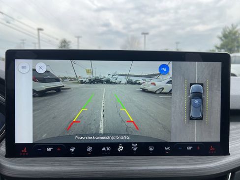 Used 2023 Ford Escape Platinum image 19