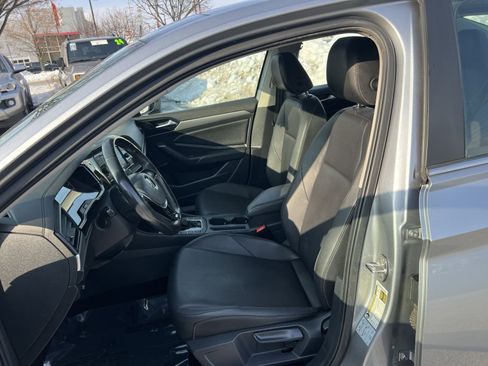 Used 2019 Volkswagen Jetta SE image 13
