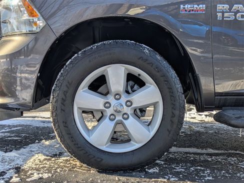 Used 2014 RAM 1500 Express image 8