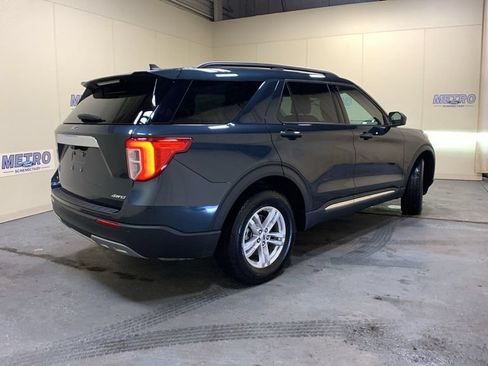 Used 2024 Ford Explorer XLT w/ Equipment Group 202A AWD/4WD image 3
