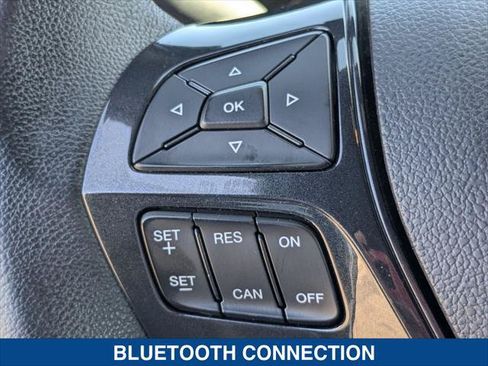 Used 2018 Ford Explorer XLT w/ Equipment Group 202A FWD image 14
