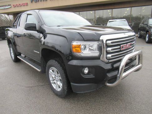 Used 2019 GMC Canyon SLE w/ SLE Convenience Package image 12