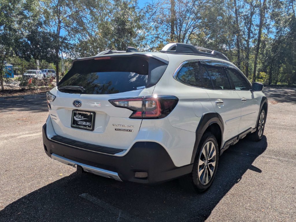 Used 2025 Subaru Outback Touring XT AWD/4WD image 4