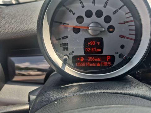 Used 2010 MINI Cooper Hardtop FWD image 8