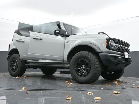 Used 2021 Ford Bronco Wildtrak image 71