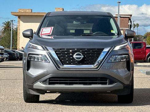 Used 2023 Nissan Rogue SV image 9