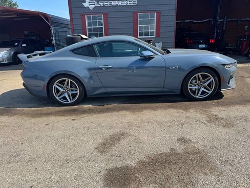 Used 2024 Ford Mustang GT w/ GT Performance Package RWD image 2