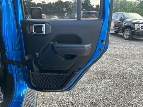 Used 2022 Jeep Wrangler Unlimited Sport AWD/4WD image 45