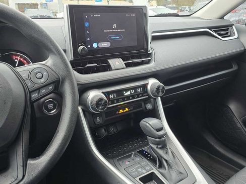 Certified 2025 Toyota RAV4 XLE image 29