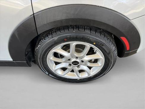 Used 2018 MINI Cooper S image 23