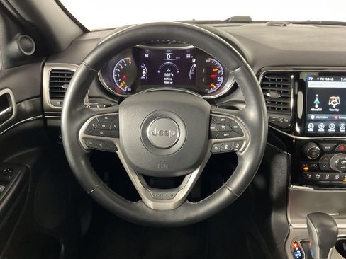 Used 2019 Jeep Grand Cherokee Limited AWD/4WD image 12