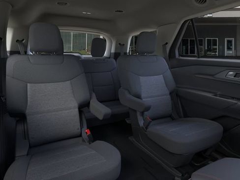 New 2026 Ford Explorer Active RWD image 11