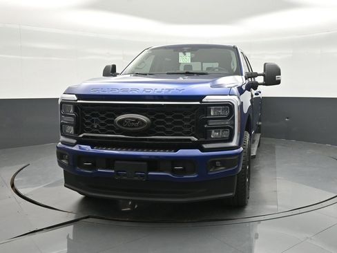 New 2026 Ford F250 XLT w/ XLT Premium Package AWD/4WD image 17