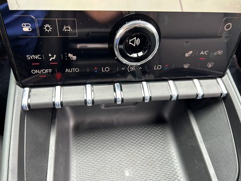 New 2026 GMC Terrain AT4 w/ Technology Package II image 28