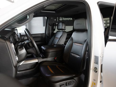 Used 2019 GMC Sierra 1500 AT4 w/ AT4 Premium Package AWD/4WD image 12