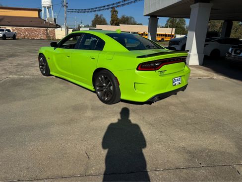 Used 2023 Dodge Charger Scat Pack w/ Navigation & Travel Group image 3