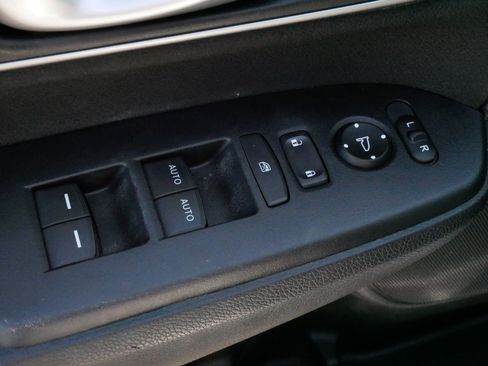 Used 2020 Honda CR-V EX image 19