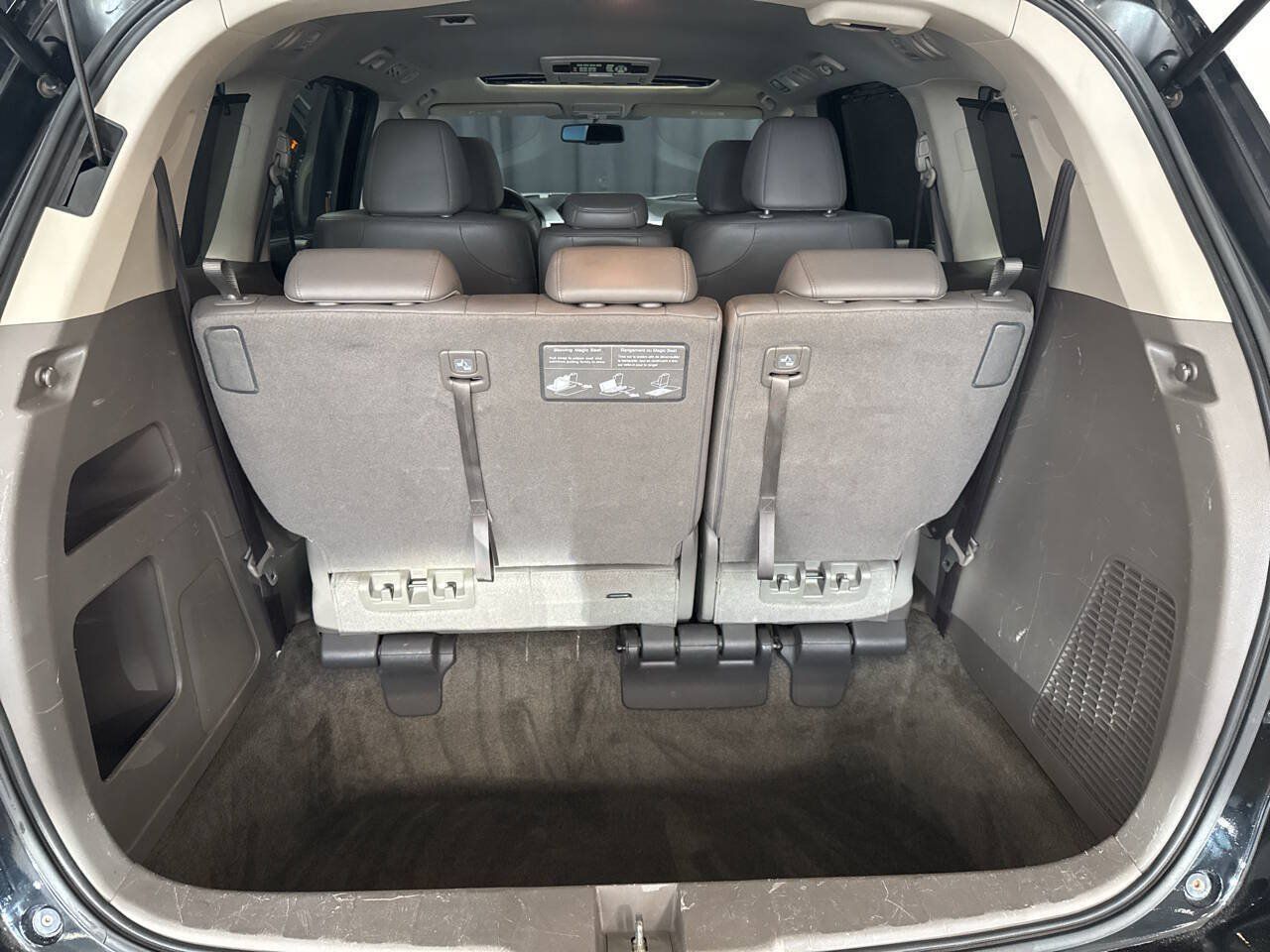Used 2013 Honda Odyssey Touring Elite image 28