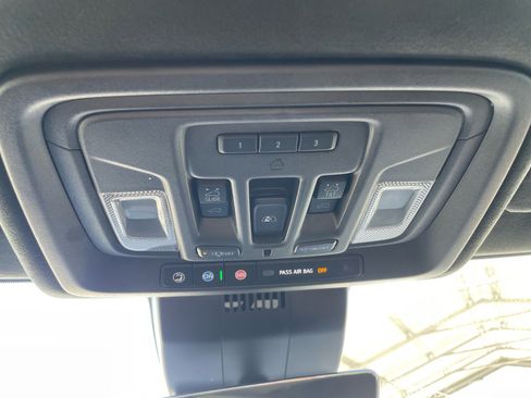 Used 2023 GMC Sierra 1500 Denali Ultimate image 13