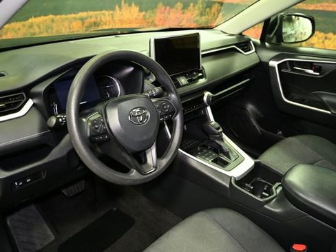 Used 2024 Toyota RAV4 XLE image 20