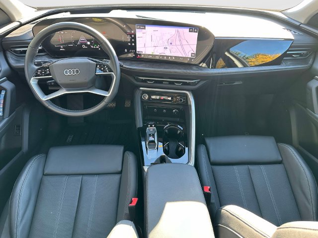 Certified 2025 Audi Q5 Premium AWD/4WD image 16