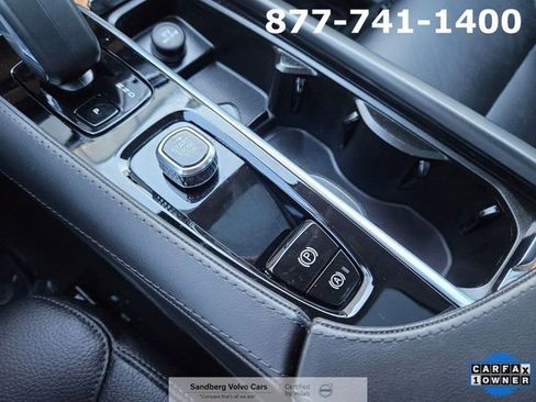 Certified 2025 Volvo XC90 B6 Plus image 22