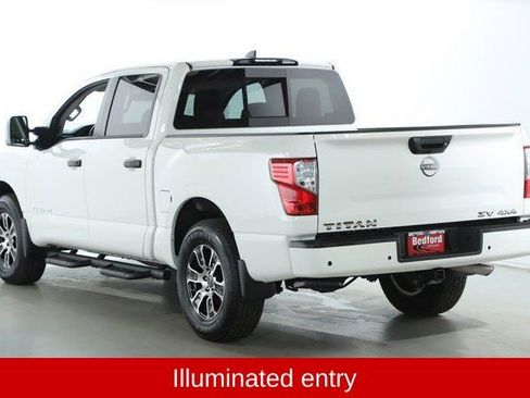 Used 2024 Nissan Titan SV w/ SV Convenience Package image 41