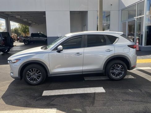 Used 2019 MAZDA CX-5 Touring image 5