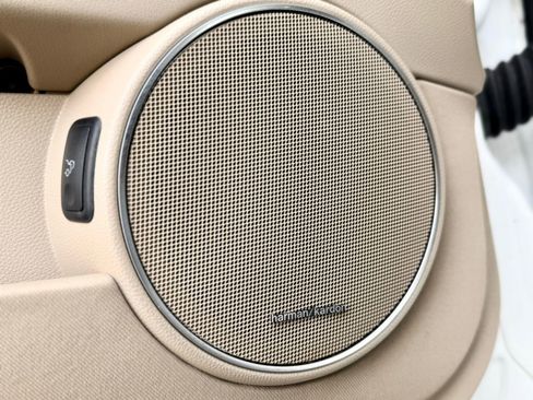 Used 2013 Mercedes-Benz C 300 4MATIC Sedan w/ Premium 1 Pkg image 29