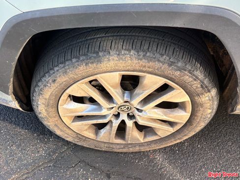 Certified 2023 Toyota RAV4 XLE Premium FWD image 8