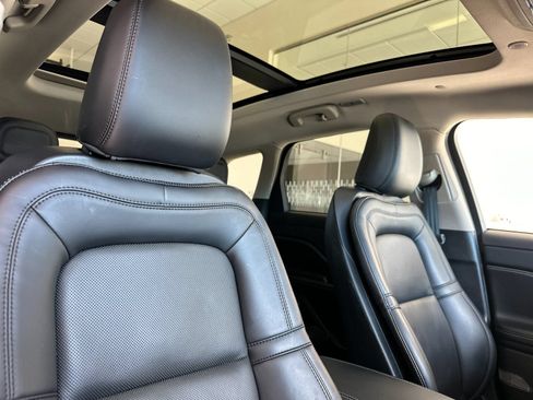New 2026 Lincoln Corsair Grand Touring AWD/4WD image 16
