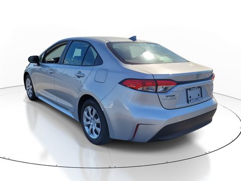 Certified 2025 Toyota Corolla LE image 5